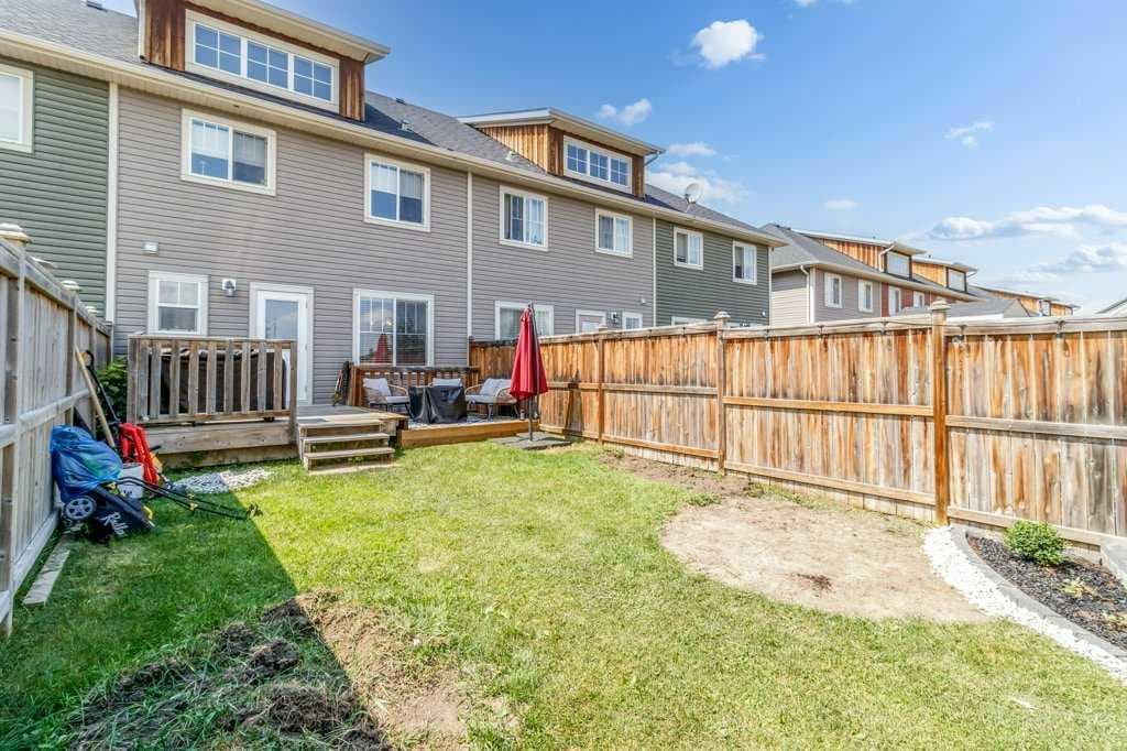 32 Reid Court — photo 2