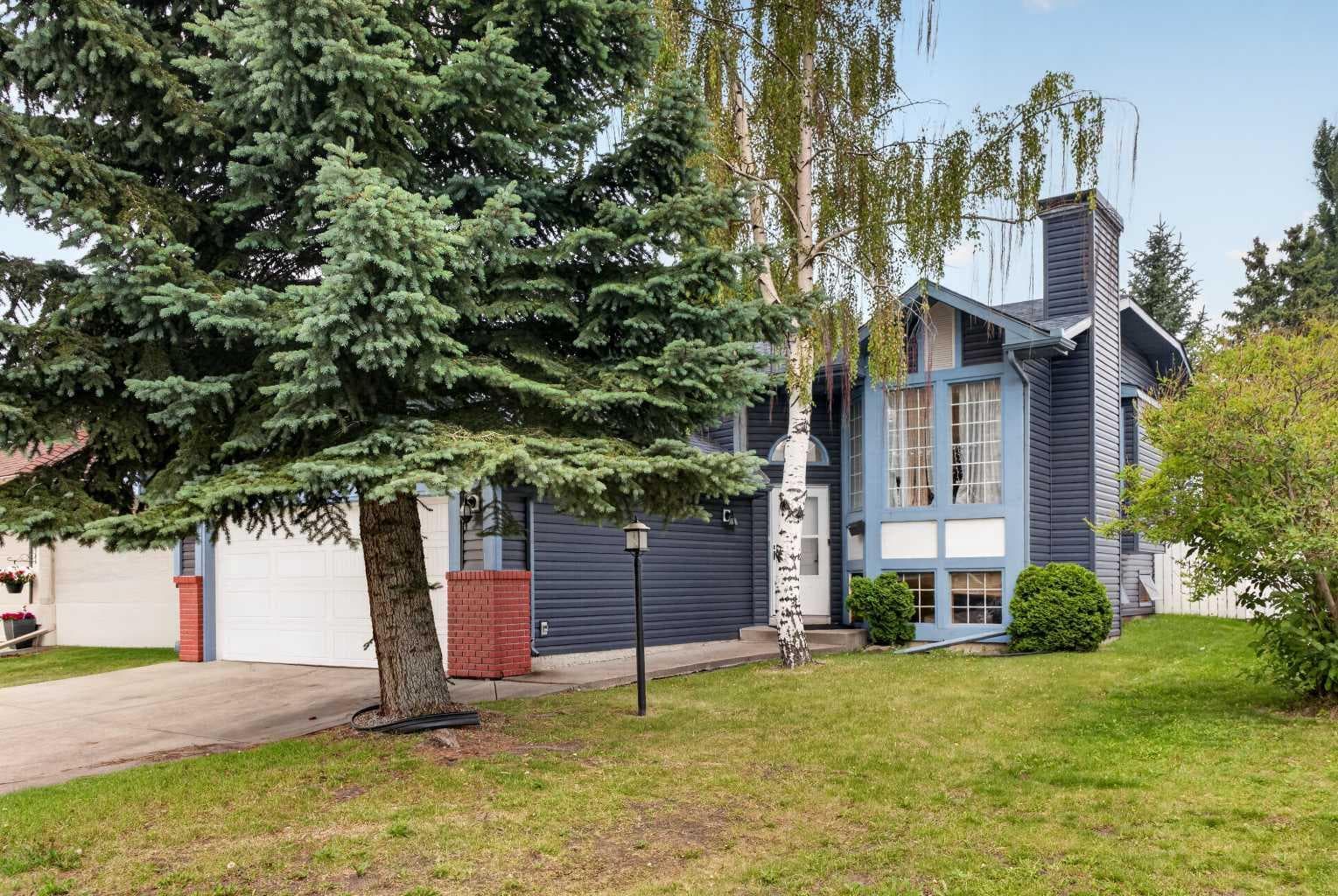 403 Shawinigan Drive SW — photo 2