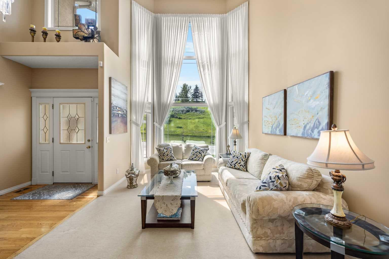 207 Hamptons Drive NW — photo 3