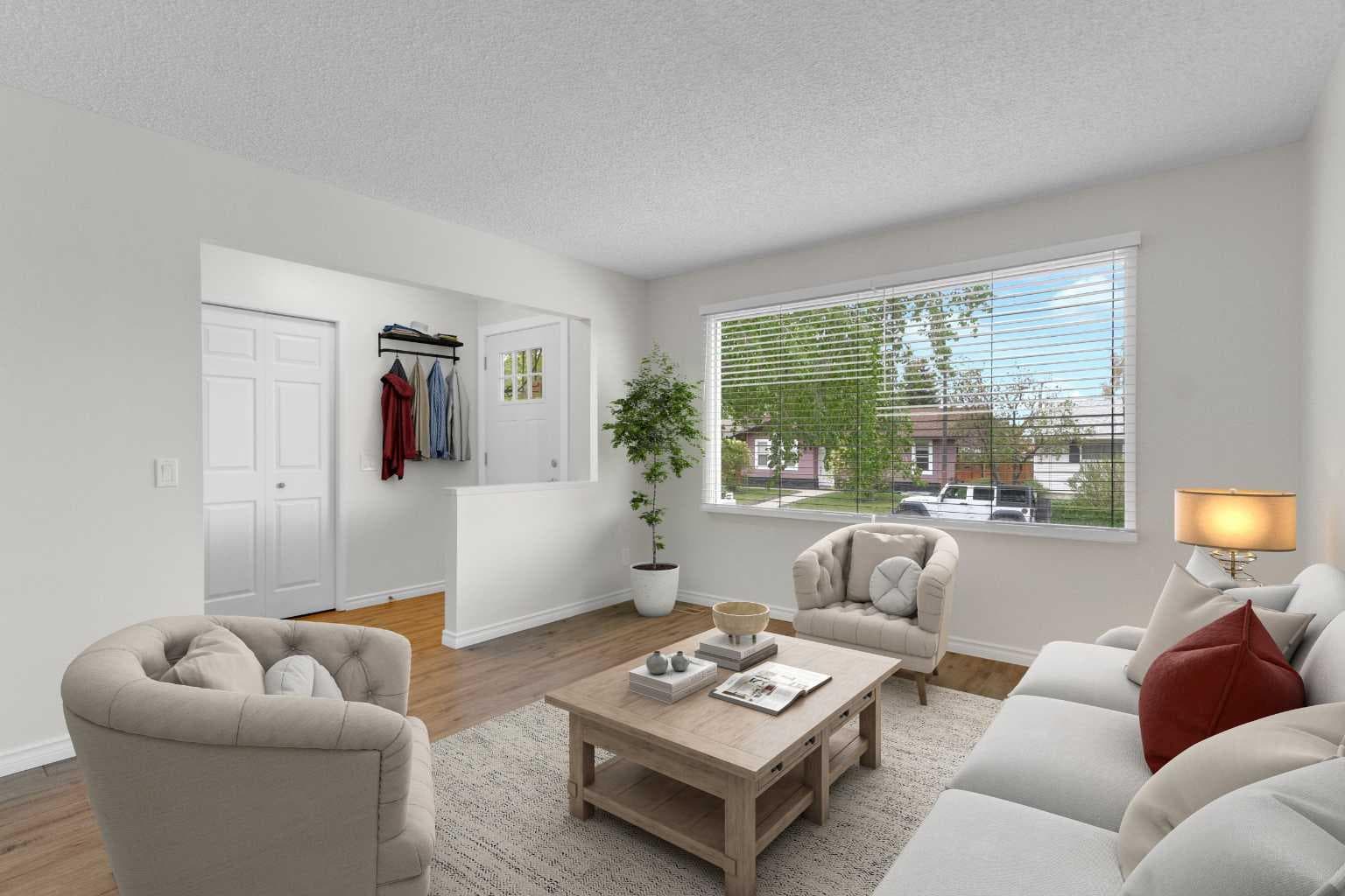 452 Queen Alexandra Way SE — photo 4