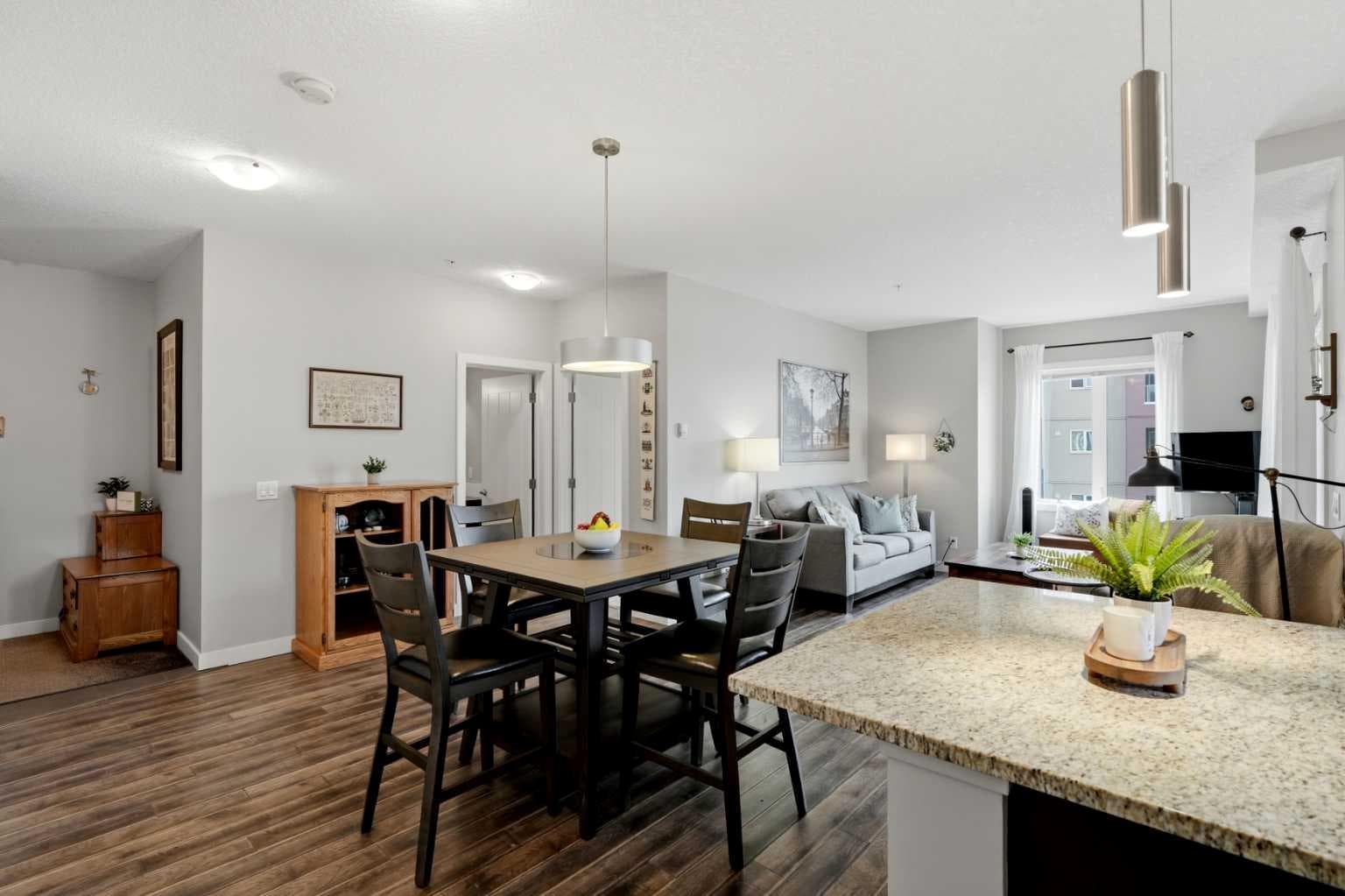 2201, 604 East Lake Boulevard NE — photo 4