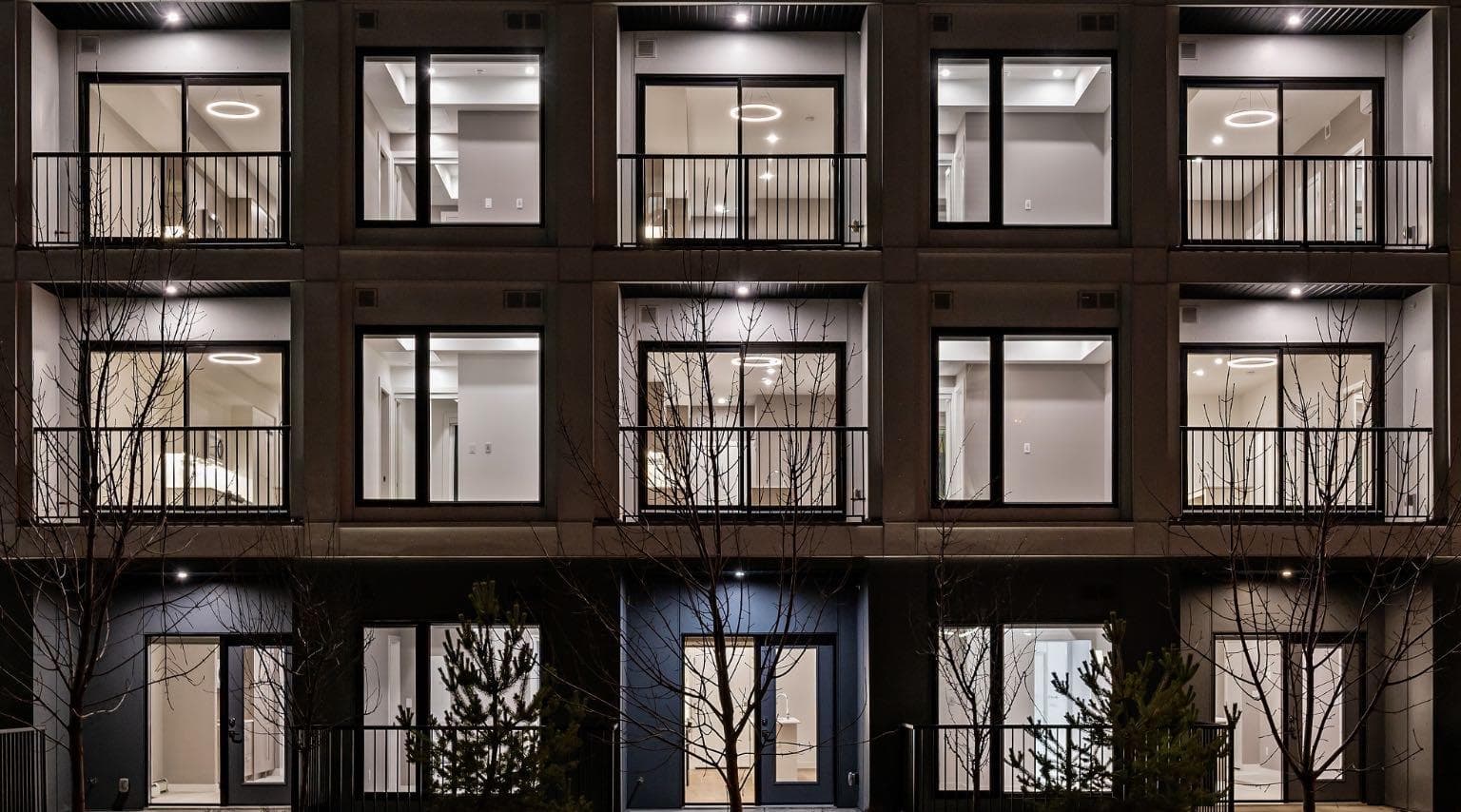209, 310 15 Avenue SW — photo 2