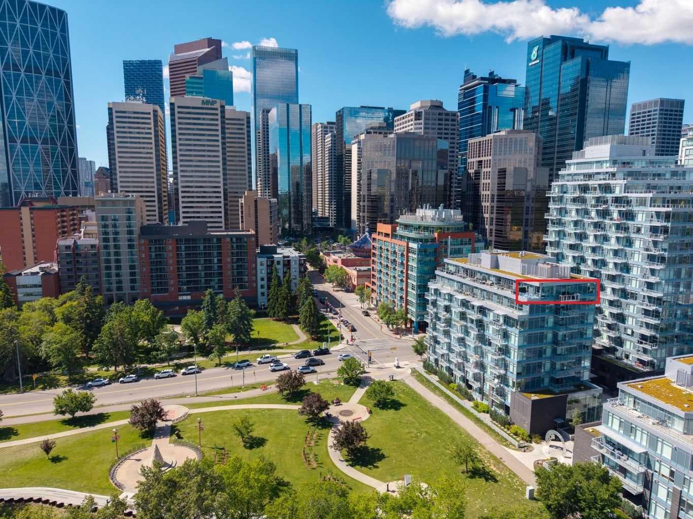 901, 118 Waterfront Court SW — photo 3