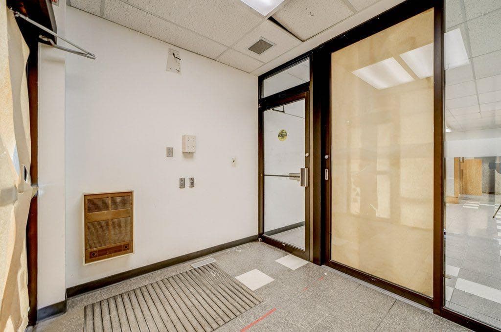 12937 20 Avenue — photo 3