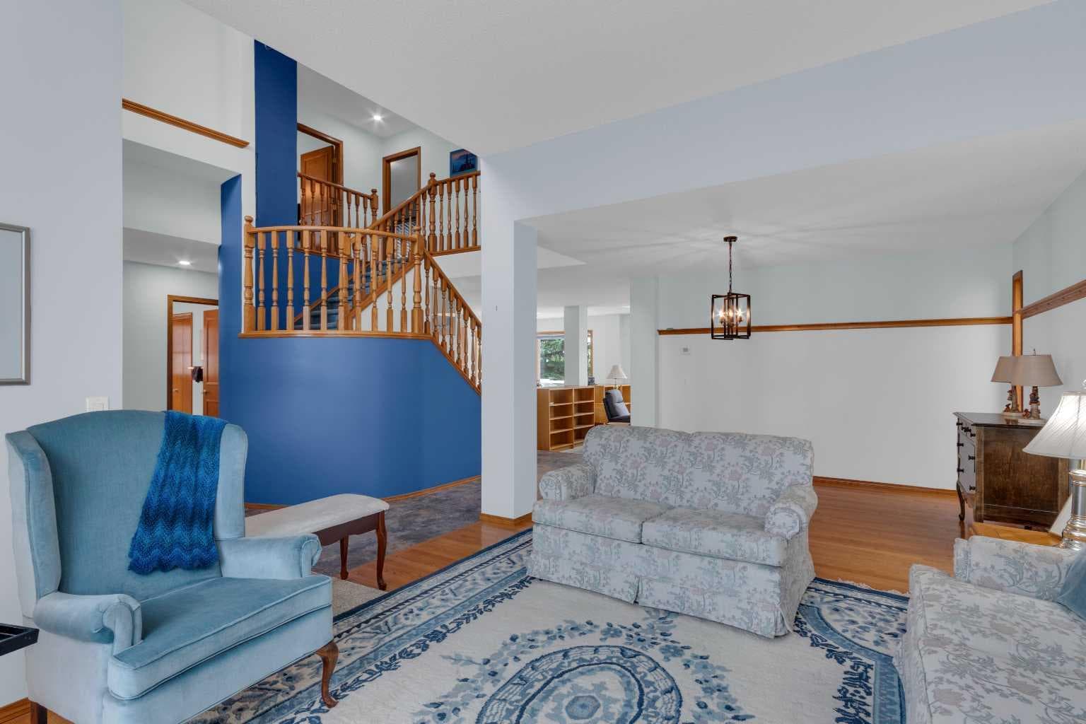 359 Schubert Place NW — photo 3