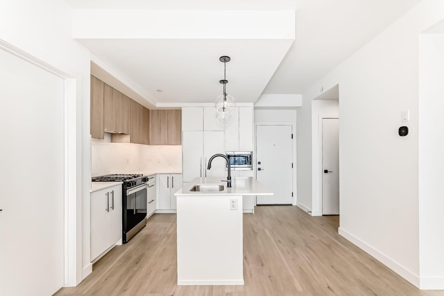 415, 8375 Broadcast Avenue SW — photo 2