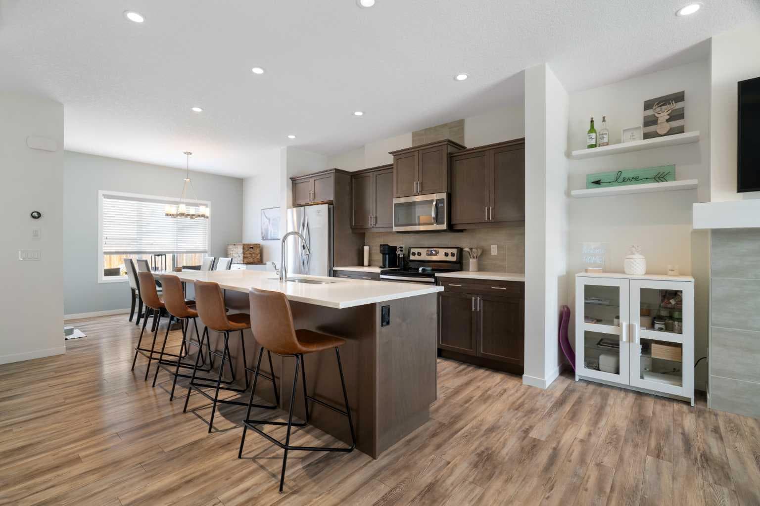 57 Amery Crescent — photo 3
