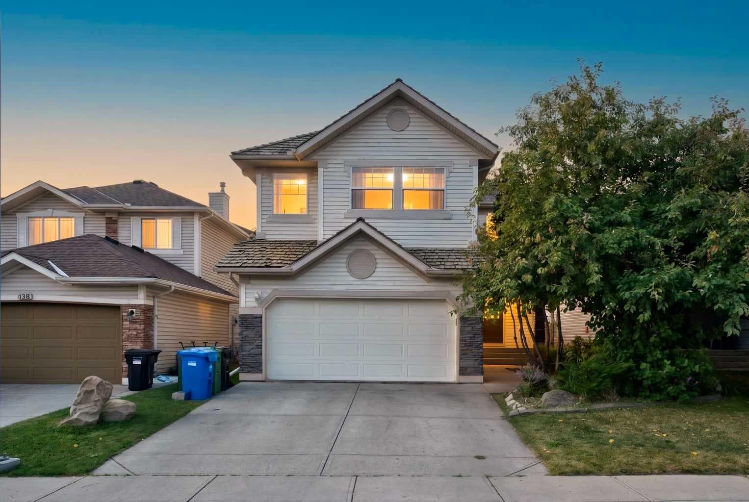 137 Douglas Glen Manor SE — photo 1