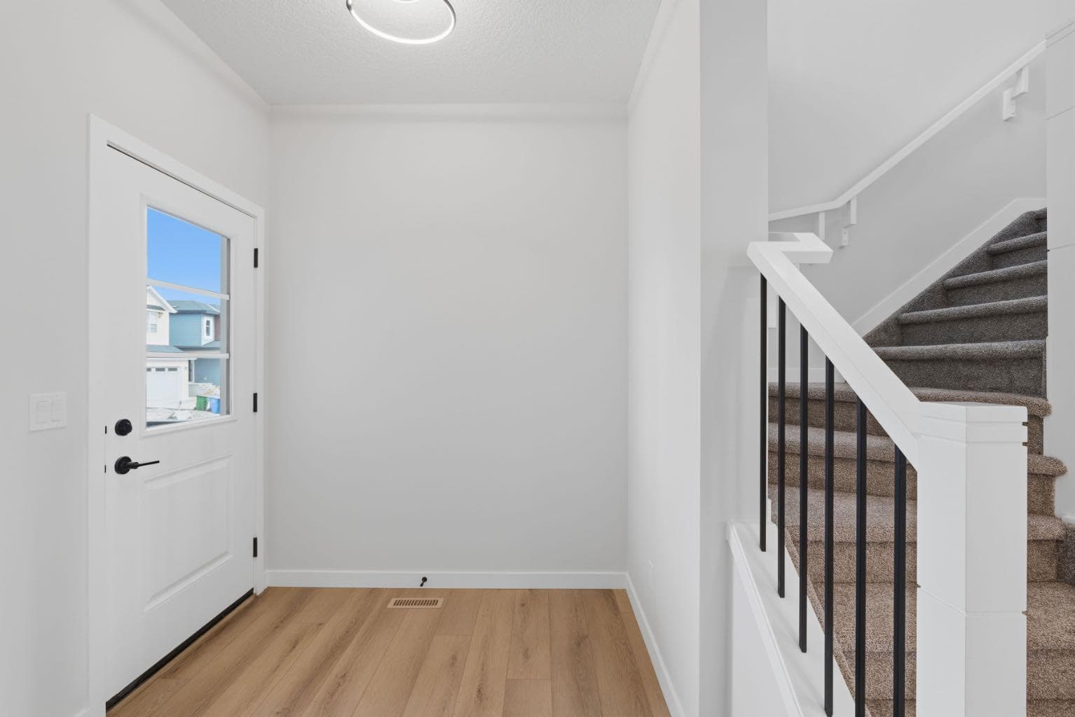 212 Lewiston Landing NE — photo 5