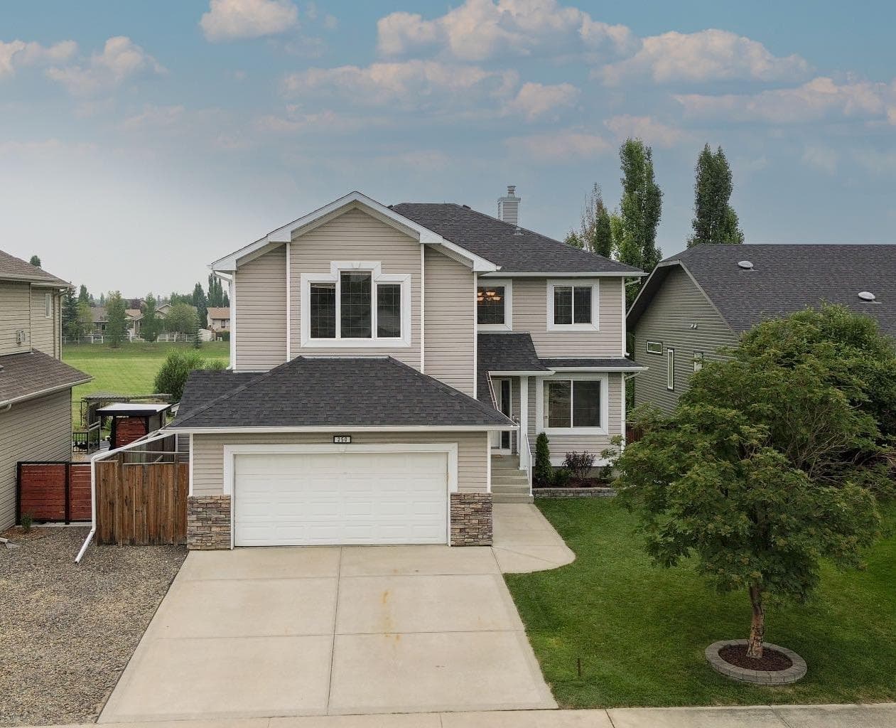 250 Addington Drive — photo 1