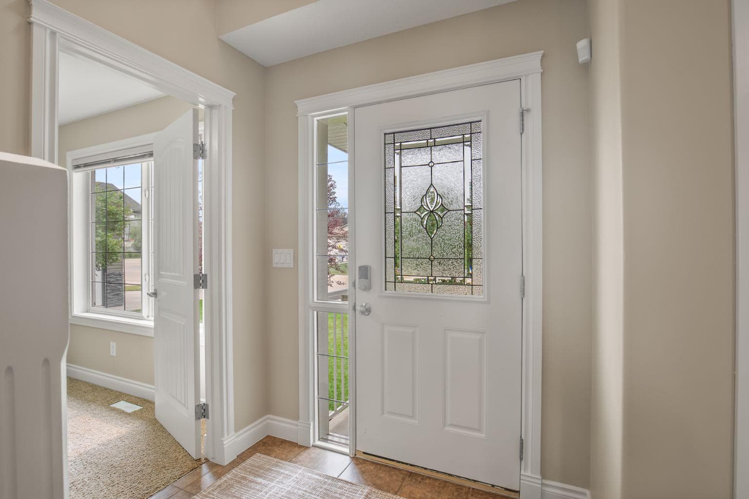 250 Addington Drive — photo 2