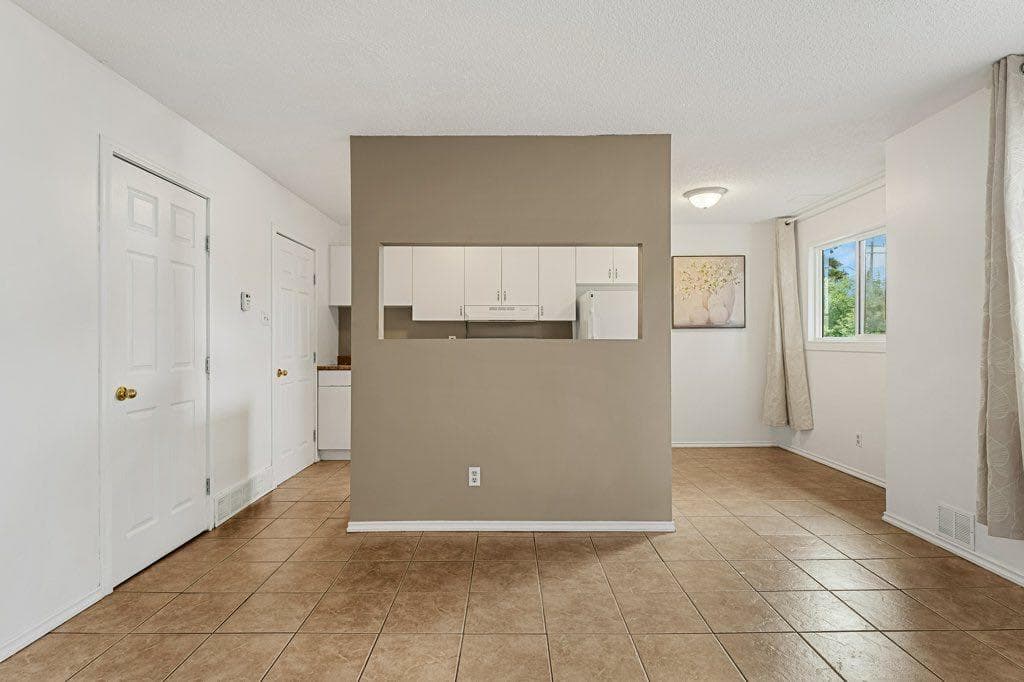 B, 6120 33 Avenue NW — photo 5