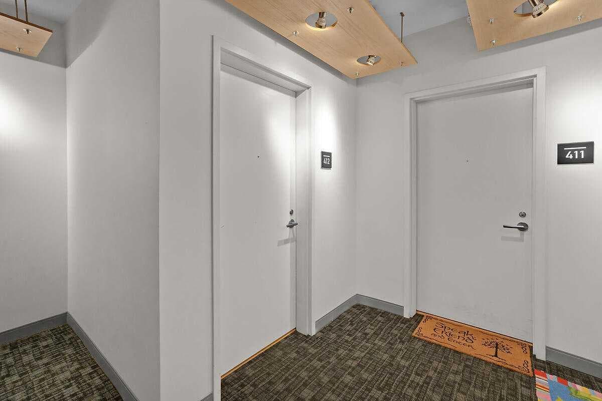 412, 63 Inglewood Park SE — photo 5