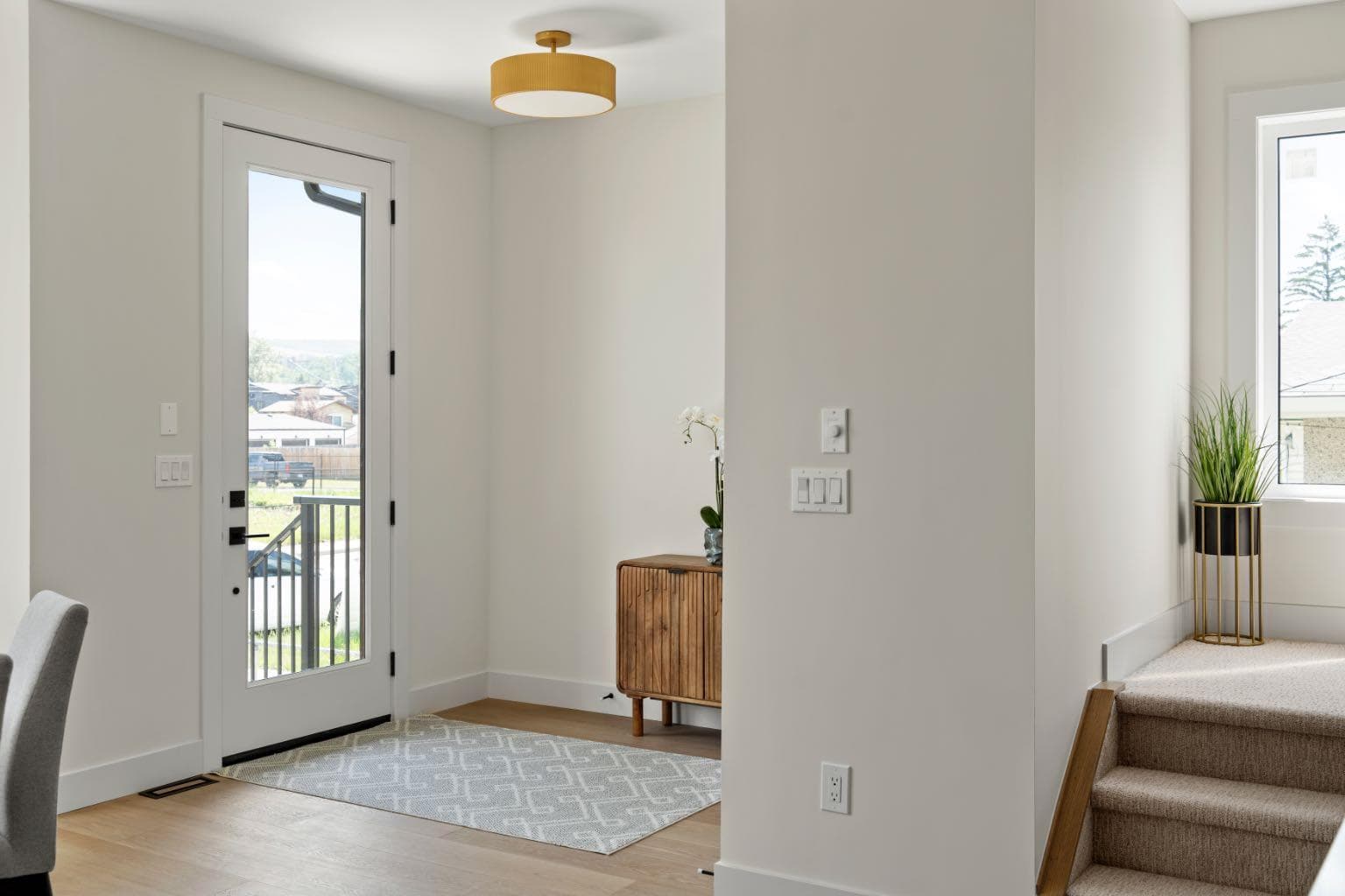 8140 47 Avenue NW — photo 3