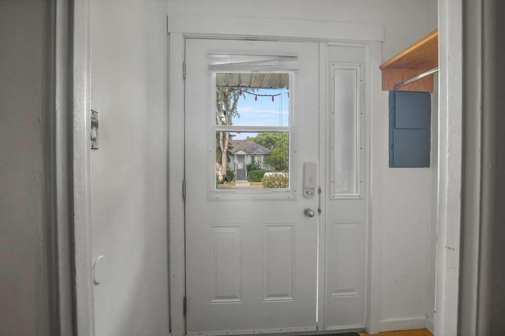 4125 51A Street — photo 2