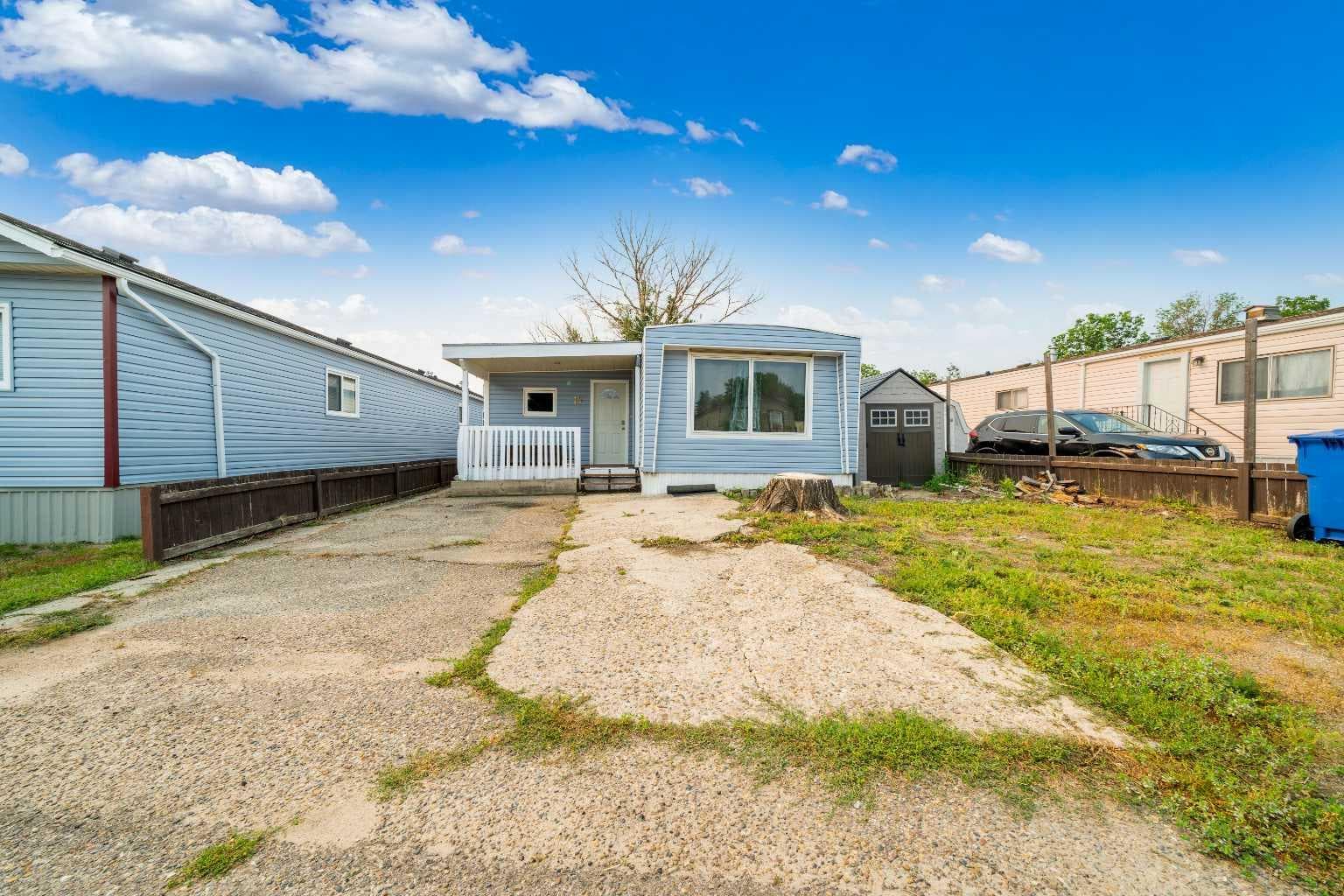 17 De Havilland Boulevard SW — photo 2