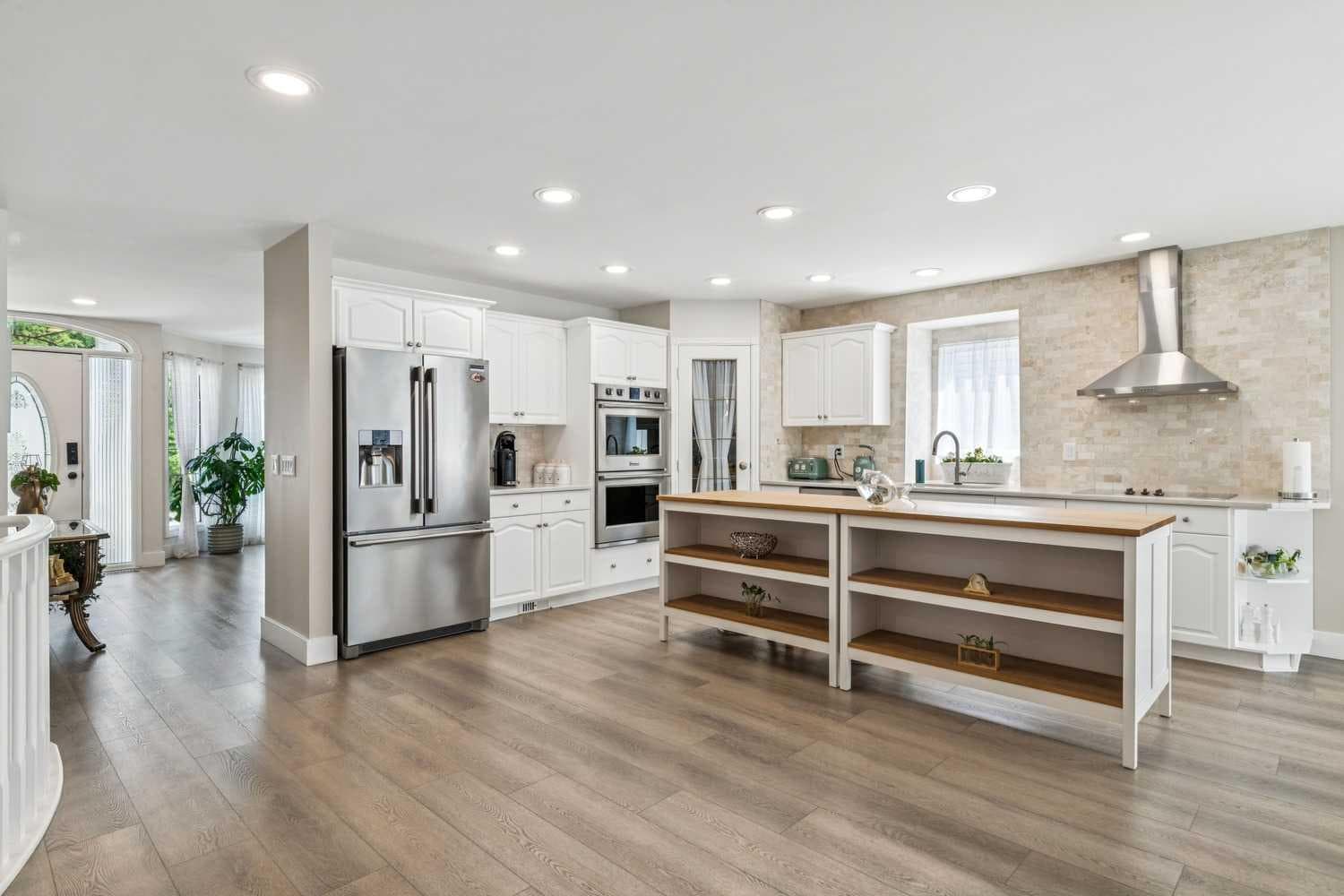 6991 Christie Briar Manor SW — photo 2