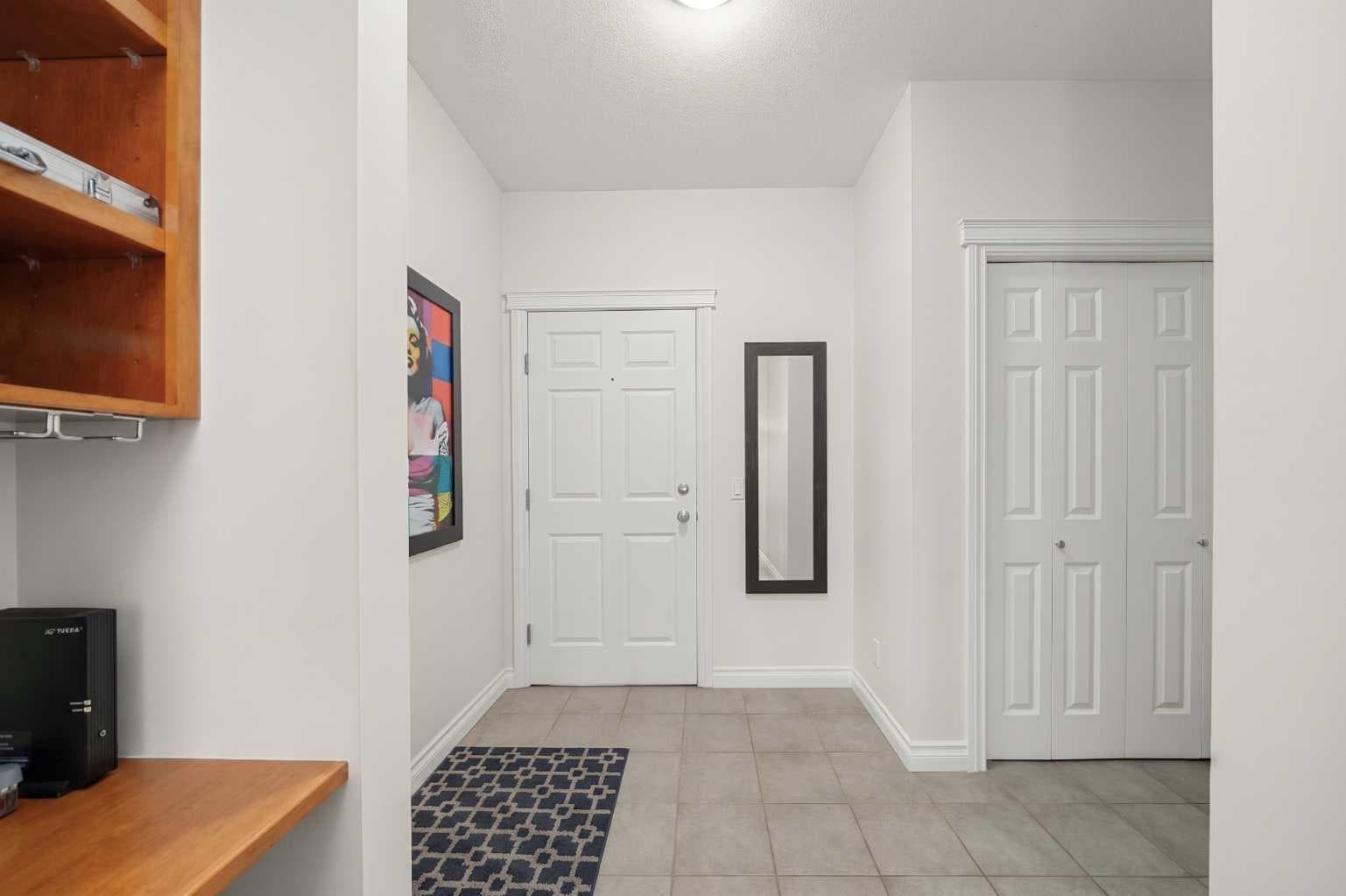 4203, 24 Hemlock Crescent SW — photo 5