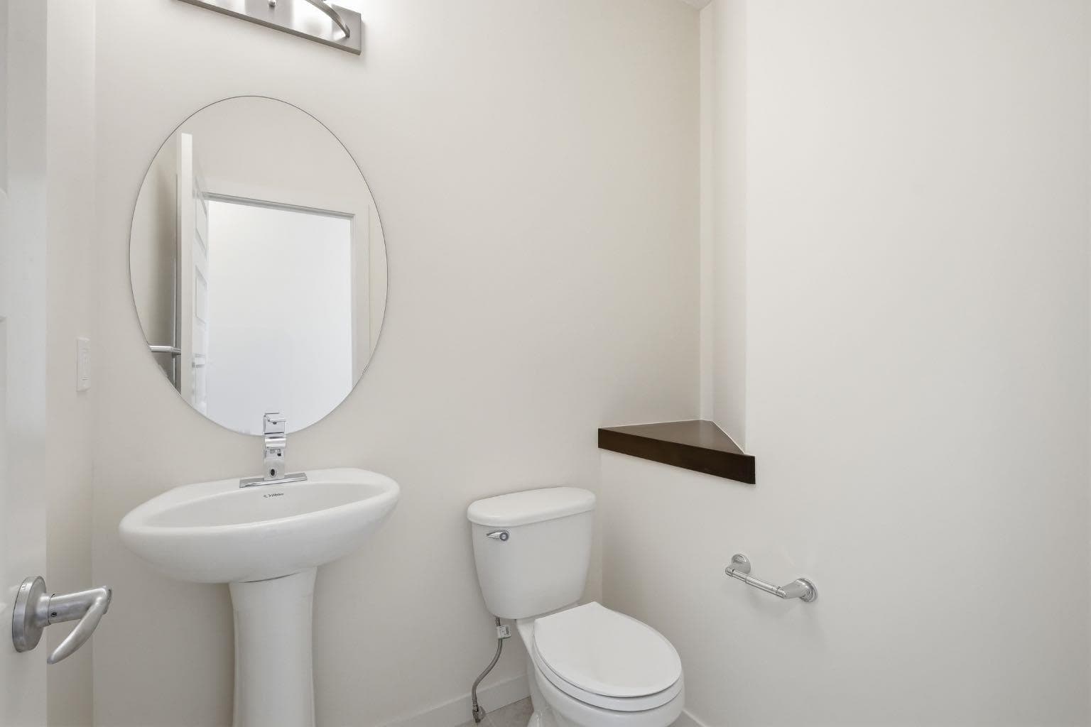 101 Evansborough Green NW — photo 5