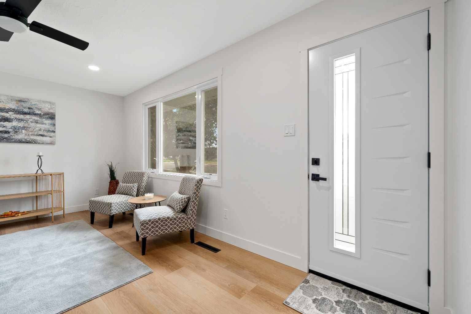 945 Parker Avenue NW — photo 2