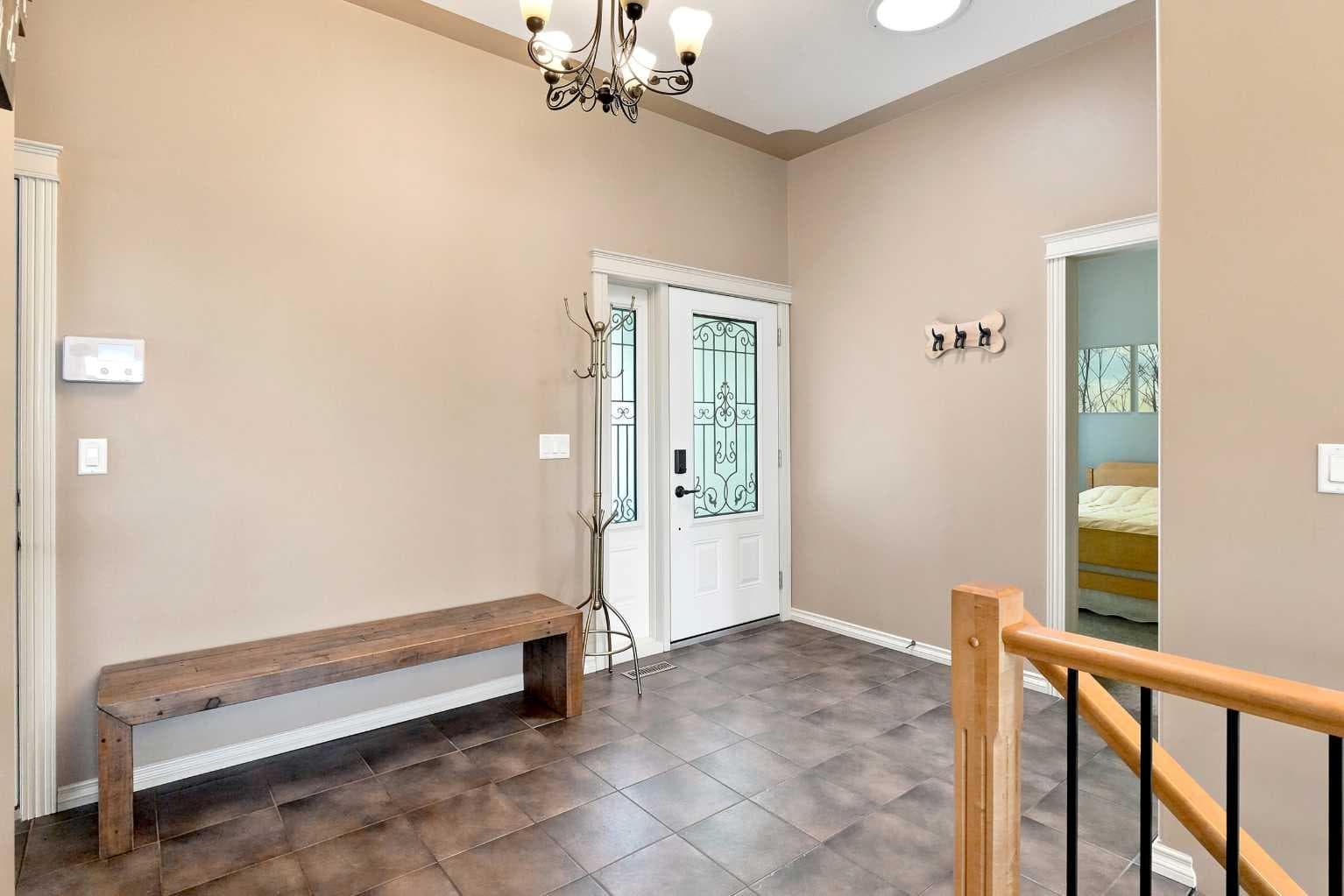 246 Addington Drive — photo 4