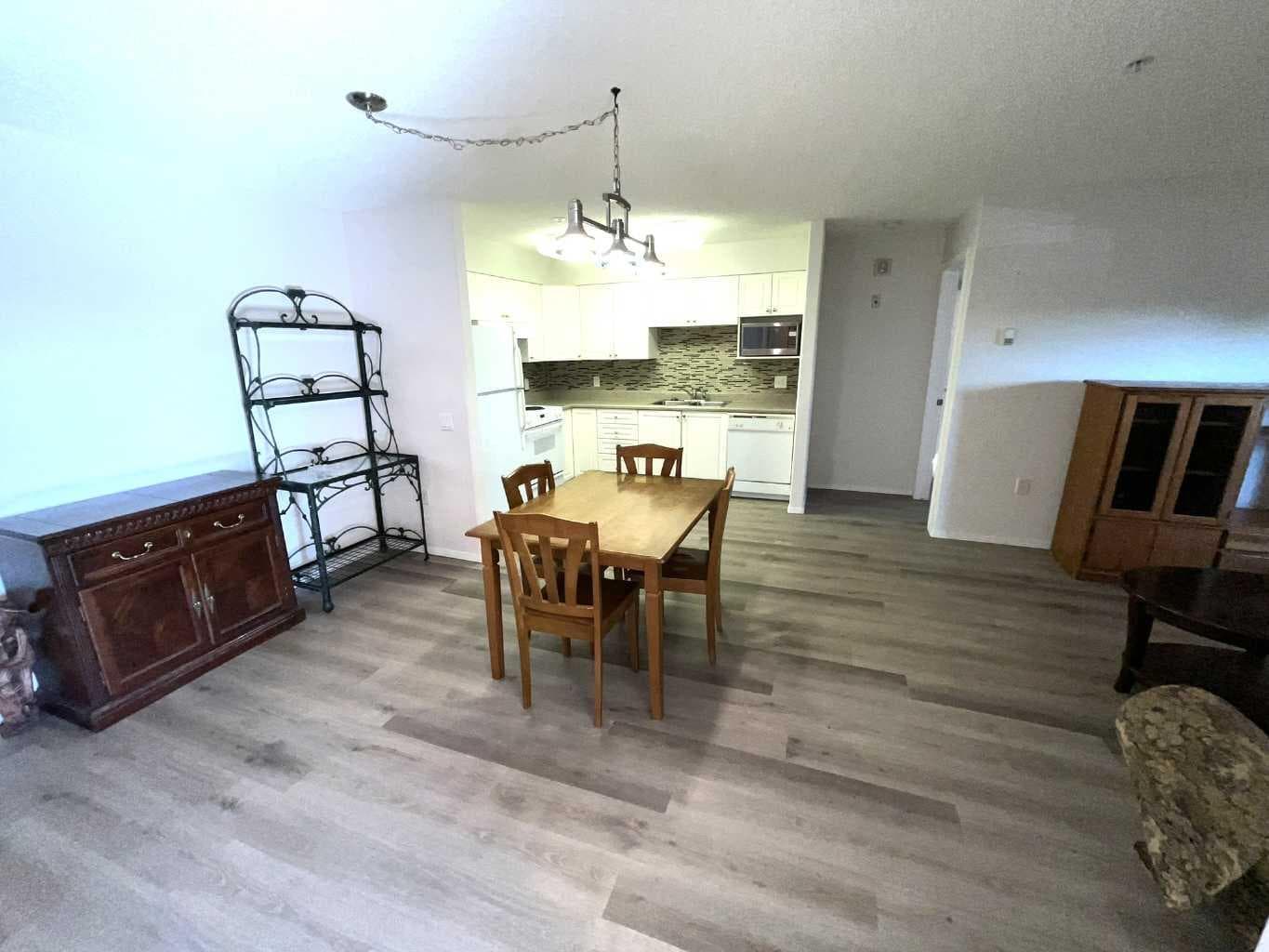 3120, 3120 Millrise Point SW — photo 5