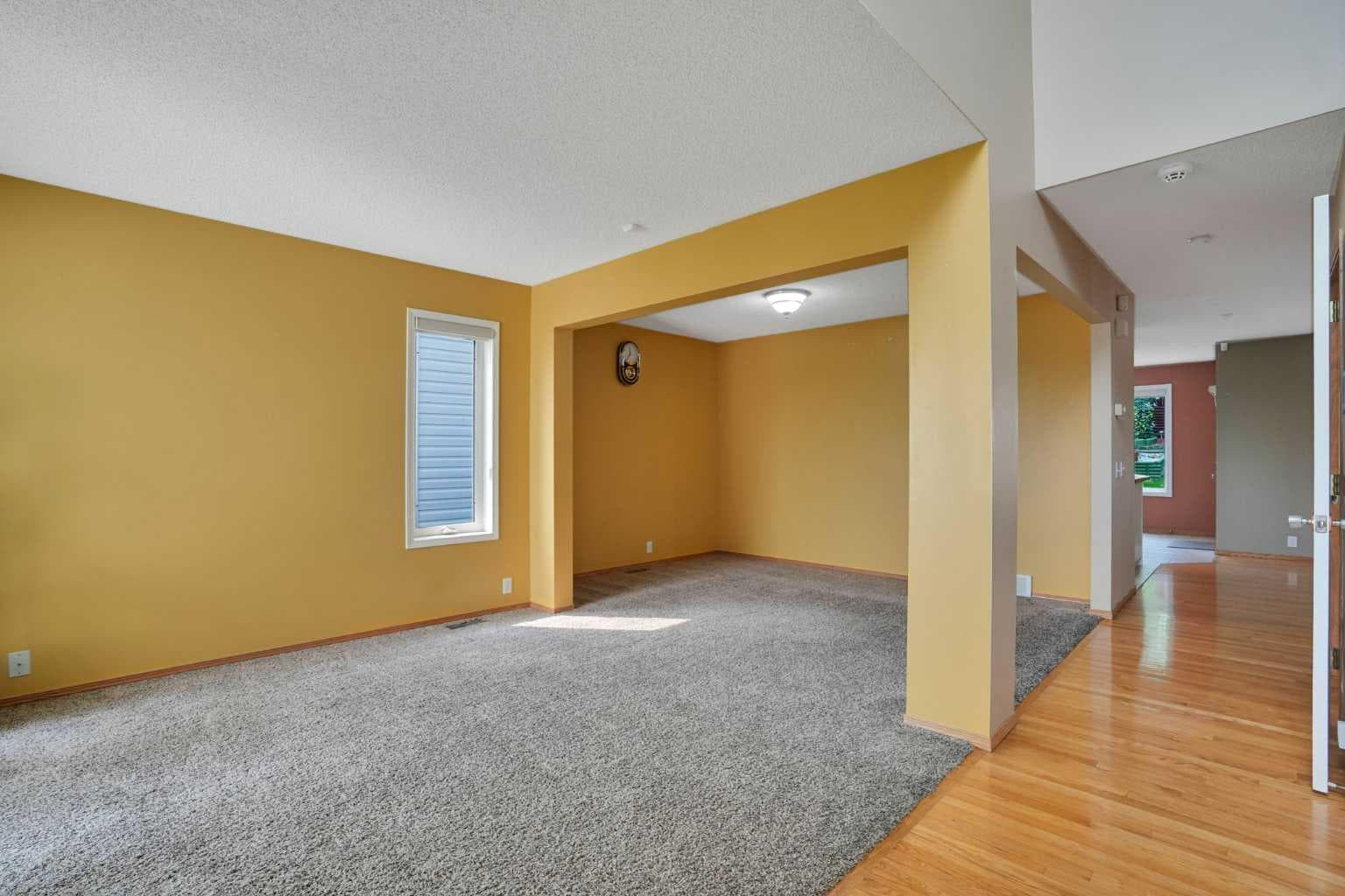 332 Harvest Hills Drive NE — photo 4