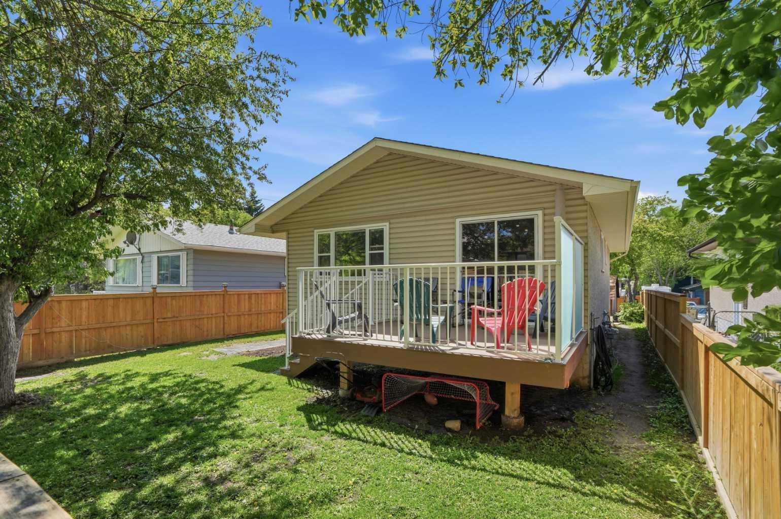 3056 32A Street SE — photo 3