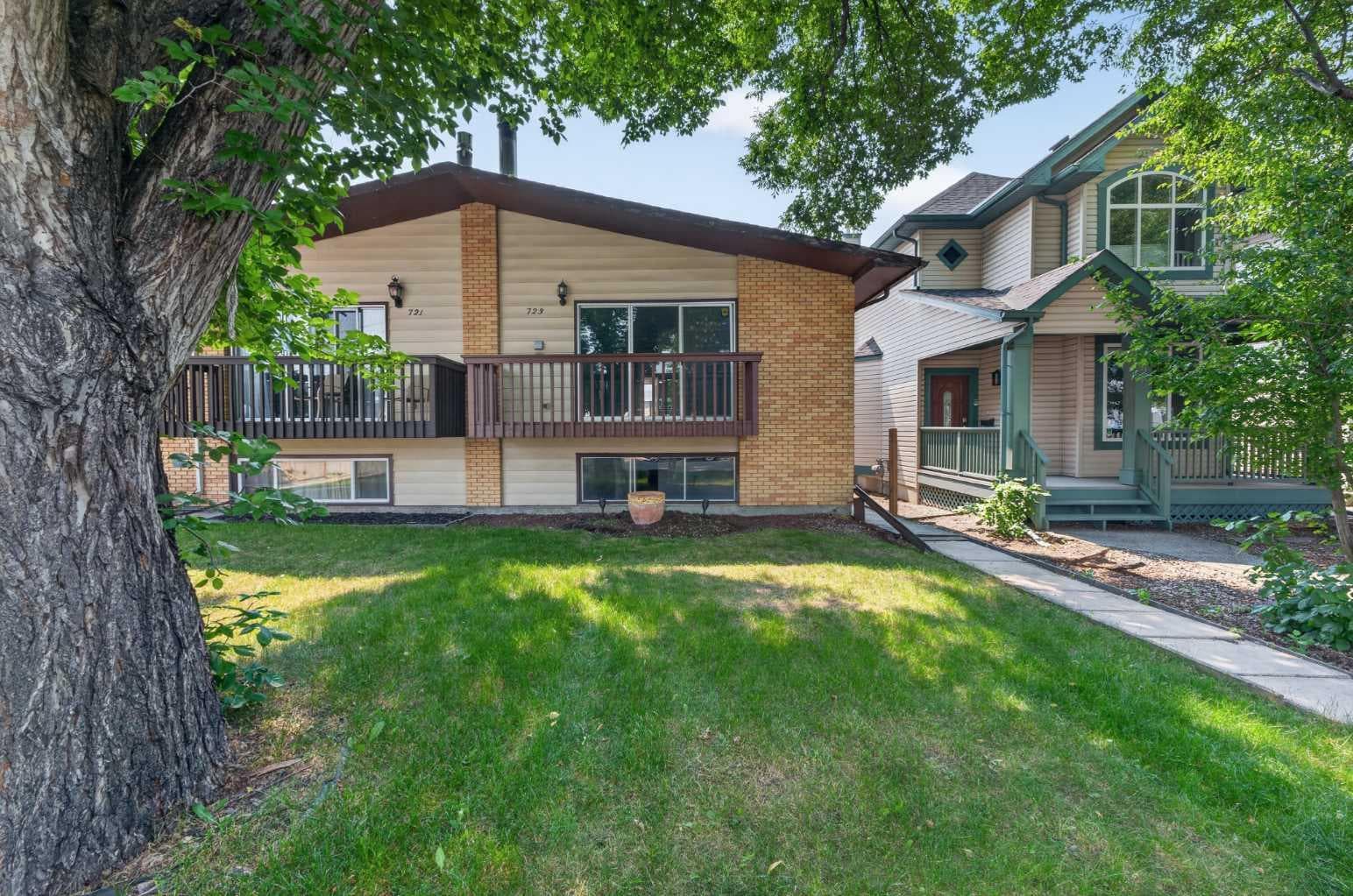 723 55 Avenue SW — photo 2