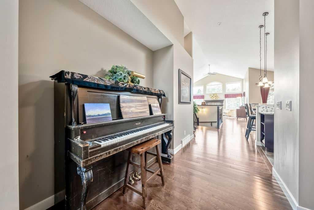 259 Willow Ridge Manor — photo 5