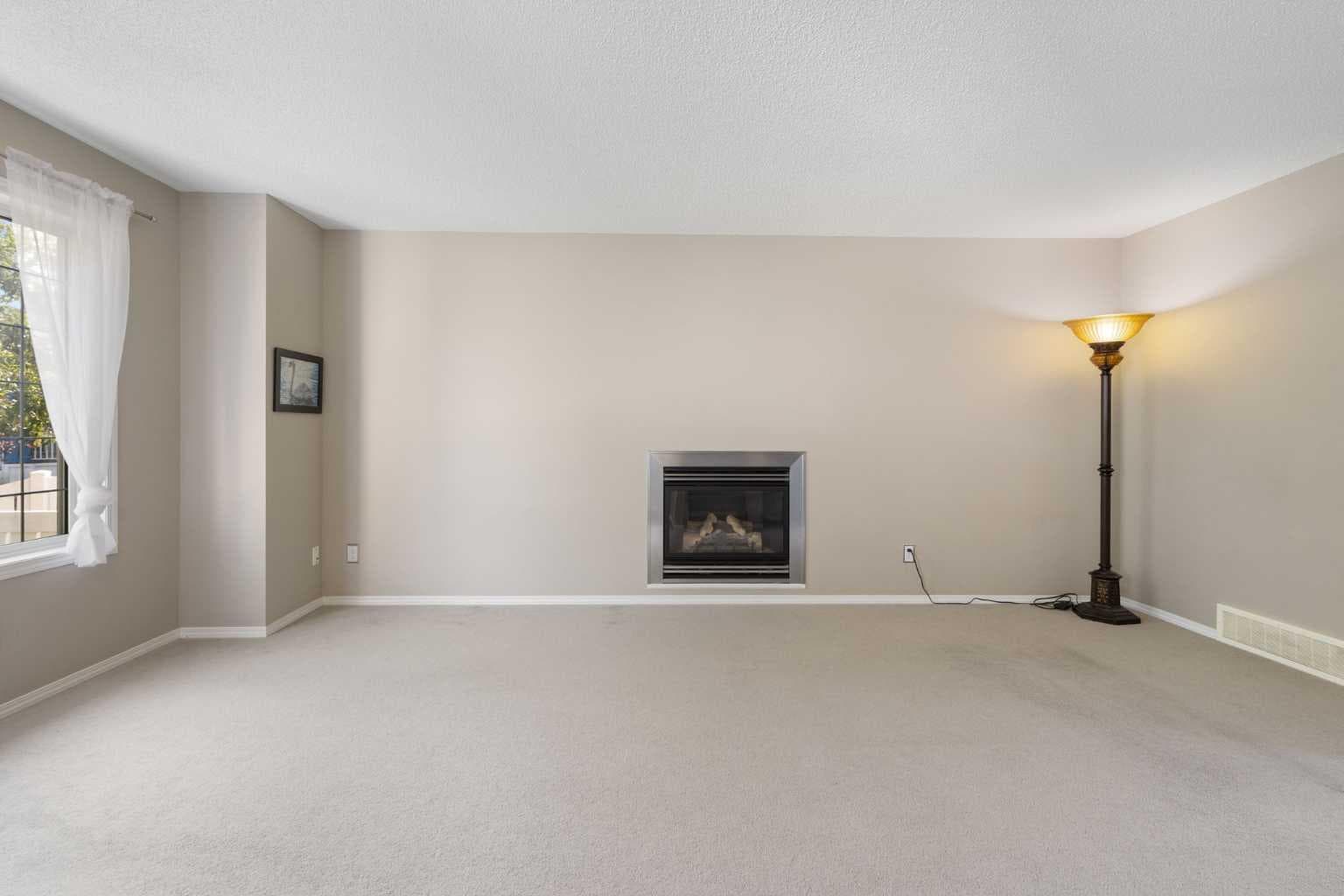 49 Evermeadow Manor SW — photo 4