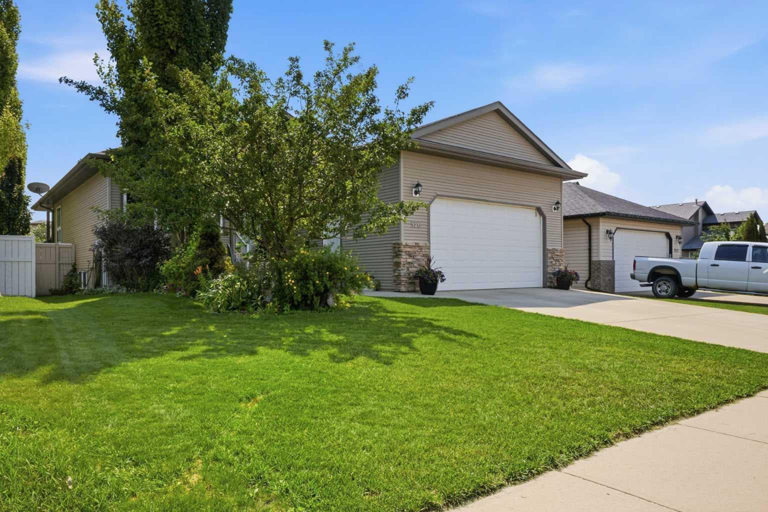 926 Ramage Crescent — photo 2