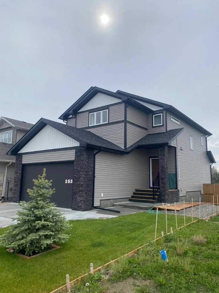 253 Rivergrove Chase W — photo 2