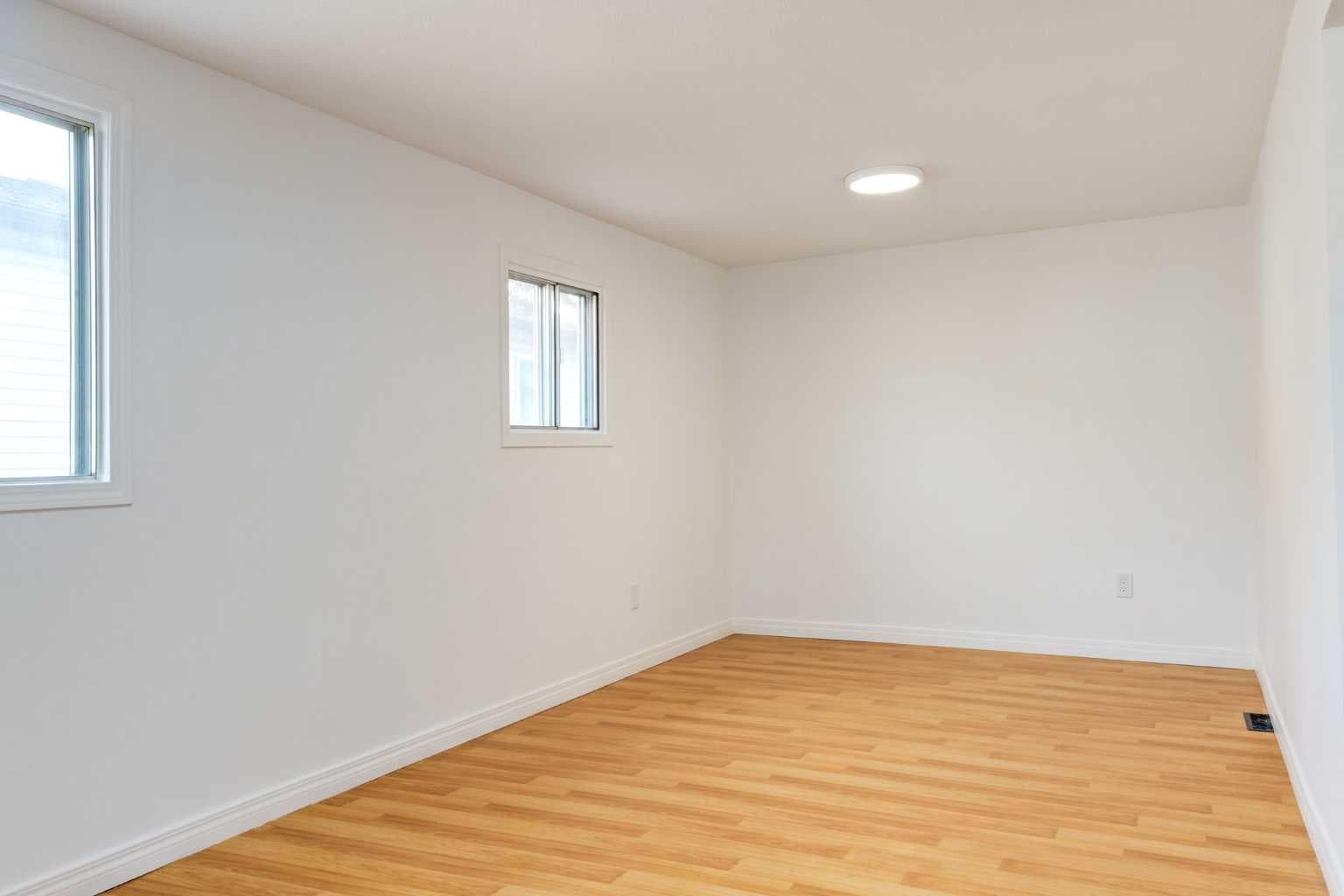 3223 83 Street — photo 3