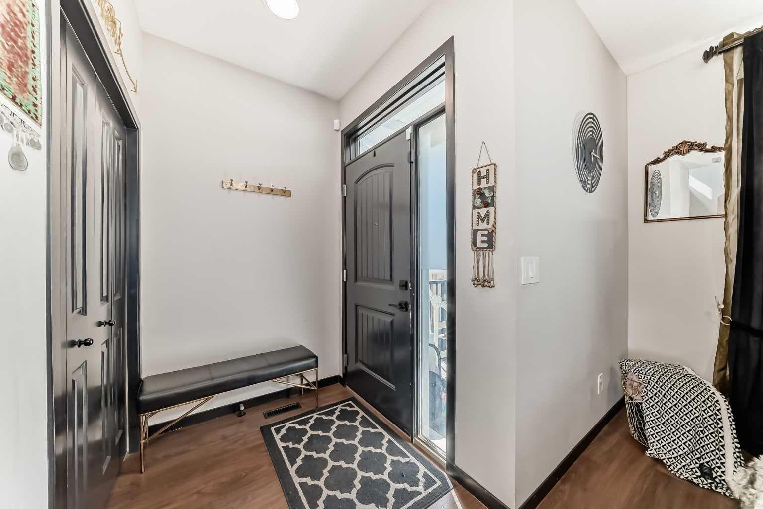 36 Howse Heights NE — photo 2