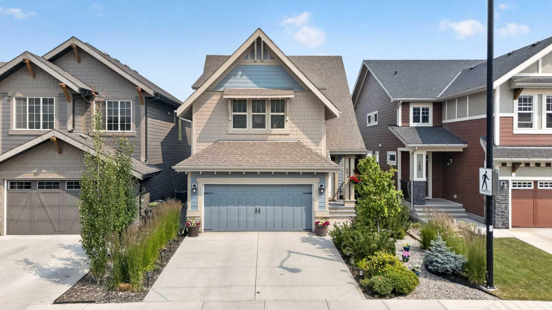 172 Riviera Way — photo 1