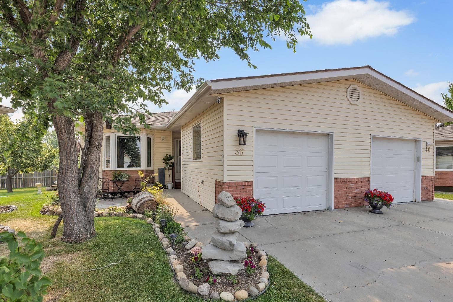 36 Dovista Court SE — photo 1