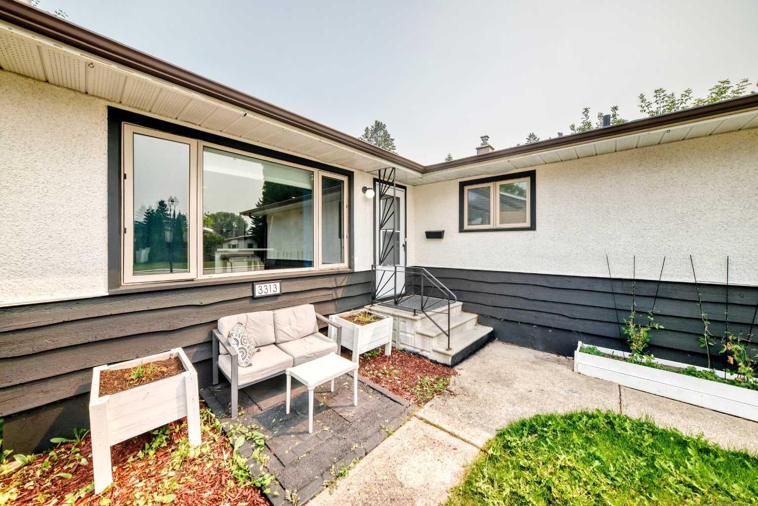 3313 42A Avenue Close — photo 4