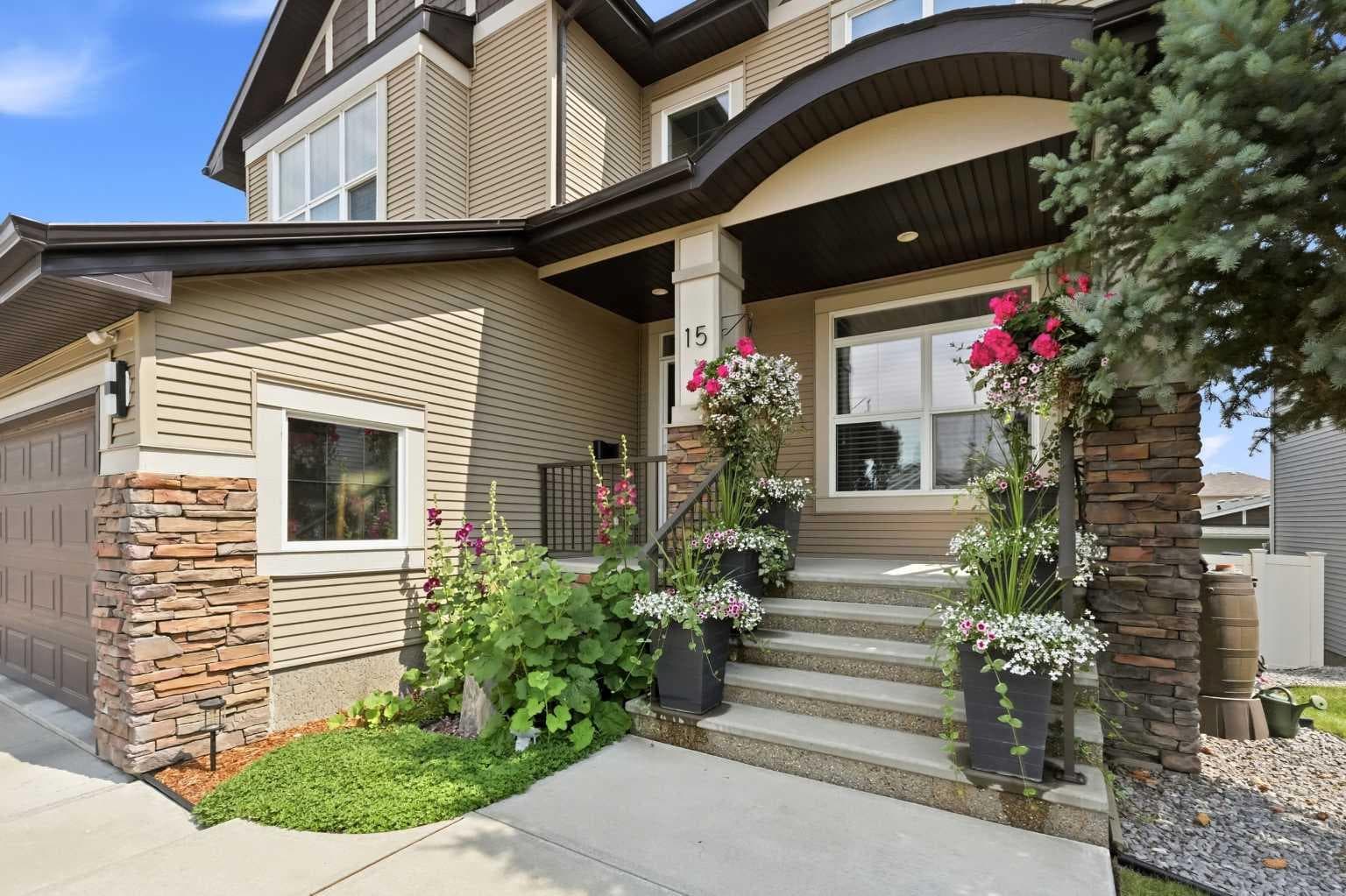 15 Sorensen Close — photo 2