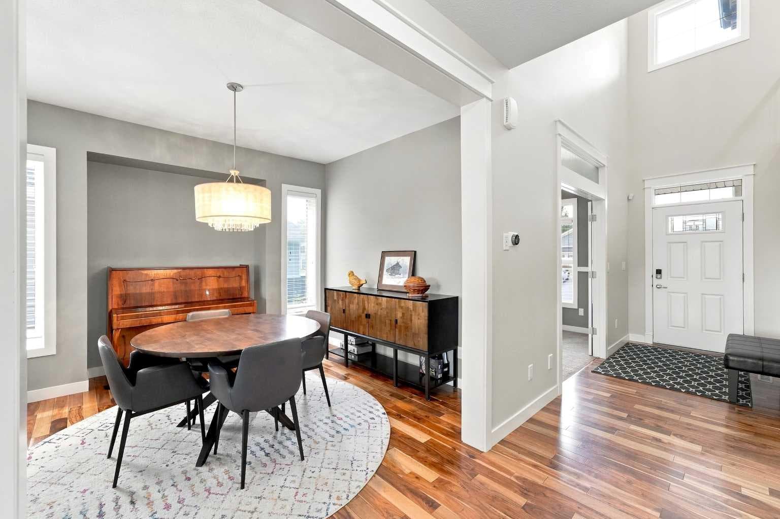 15 Sorensen Close — photo 4
