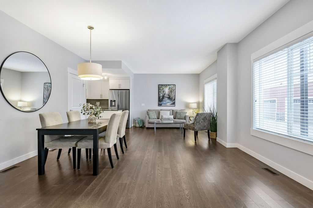 22 West Coach Manor SW — photo 2
