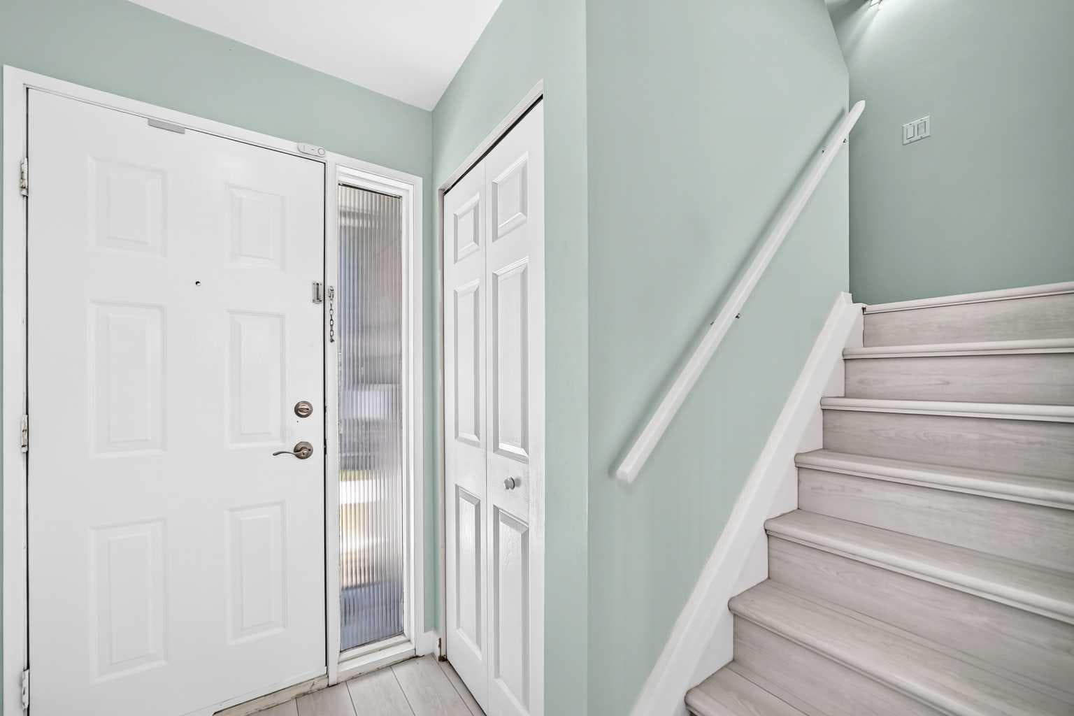 1, 208 Grier Terrace NE — photo 5