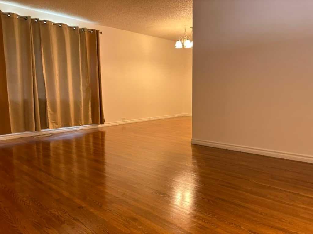715 64 Avenue NW — photo 3