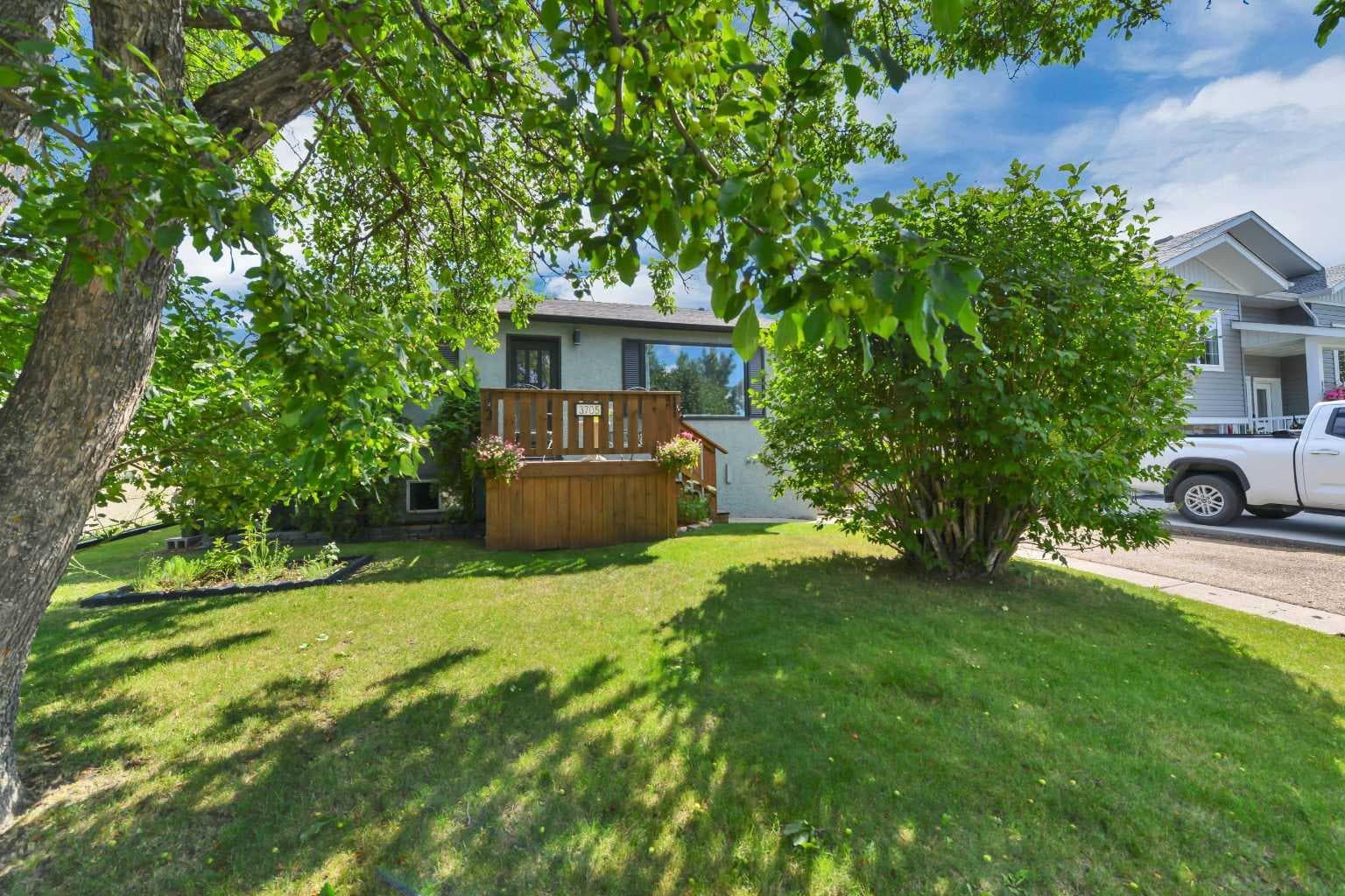 3705 45 Street — photo 3