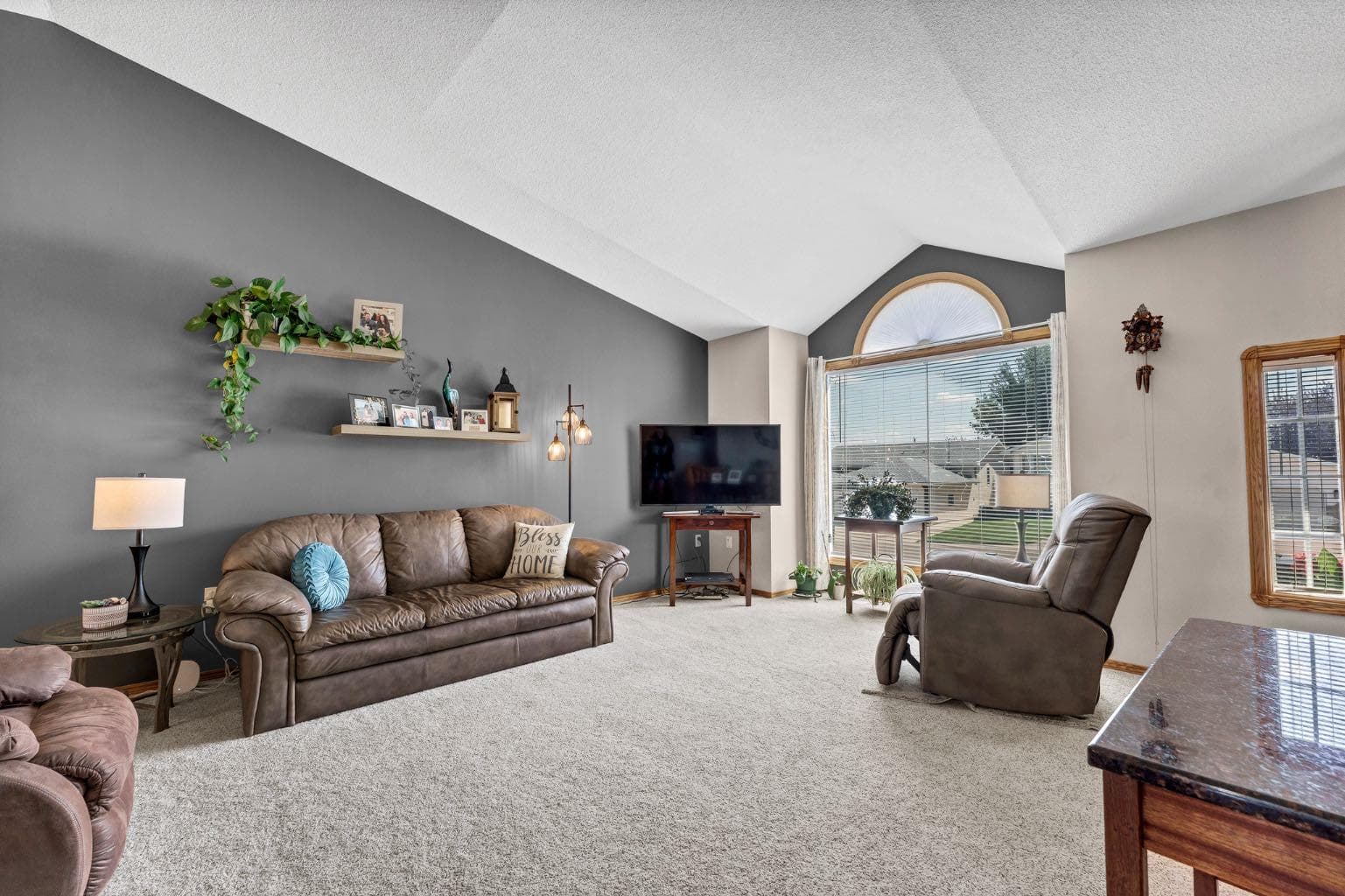 78 Rundle Road SE — photo 5