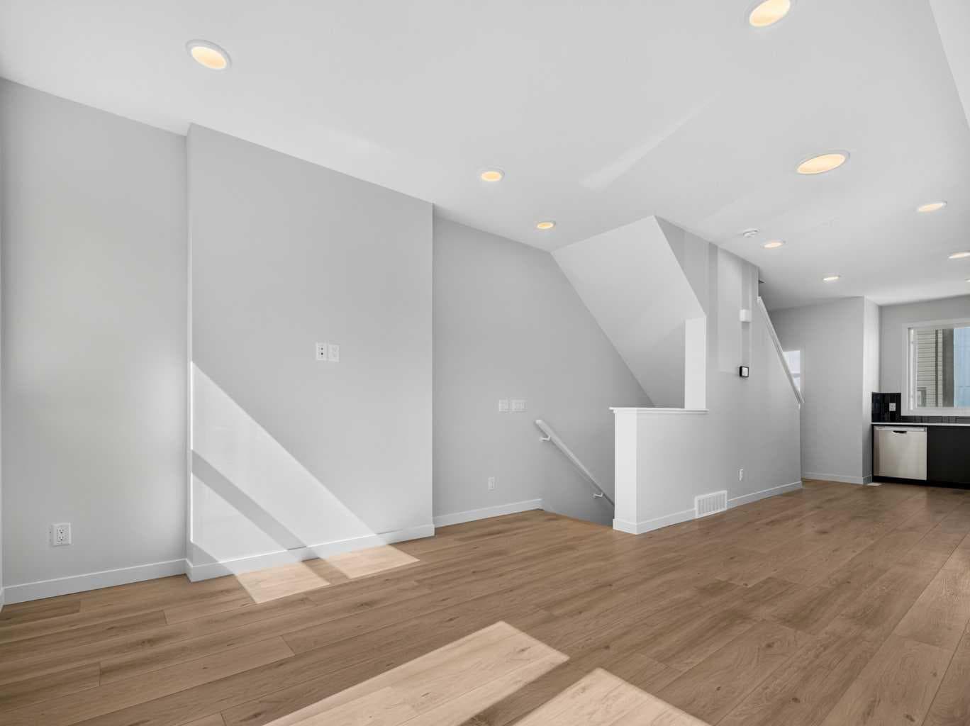 82 Arbour Lake Court NW — photo 5