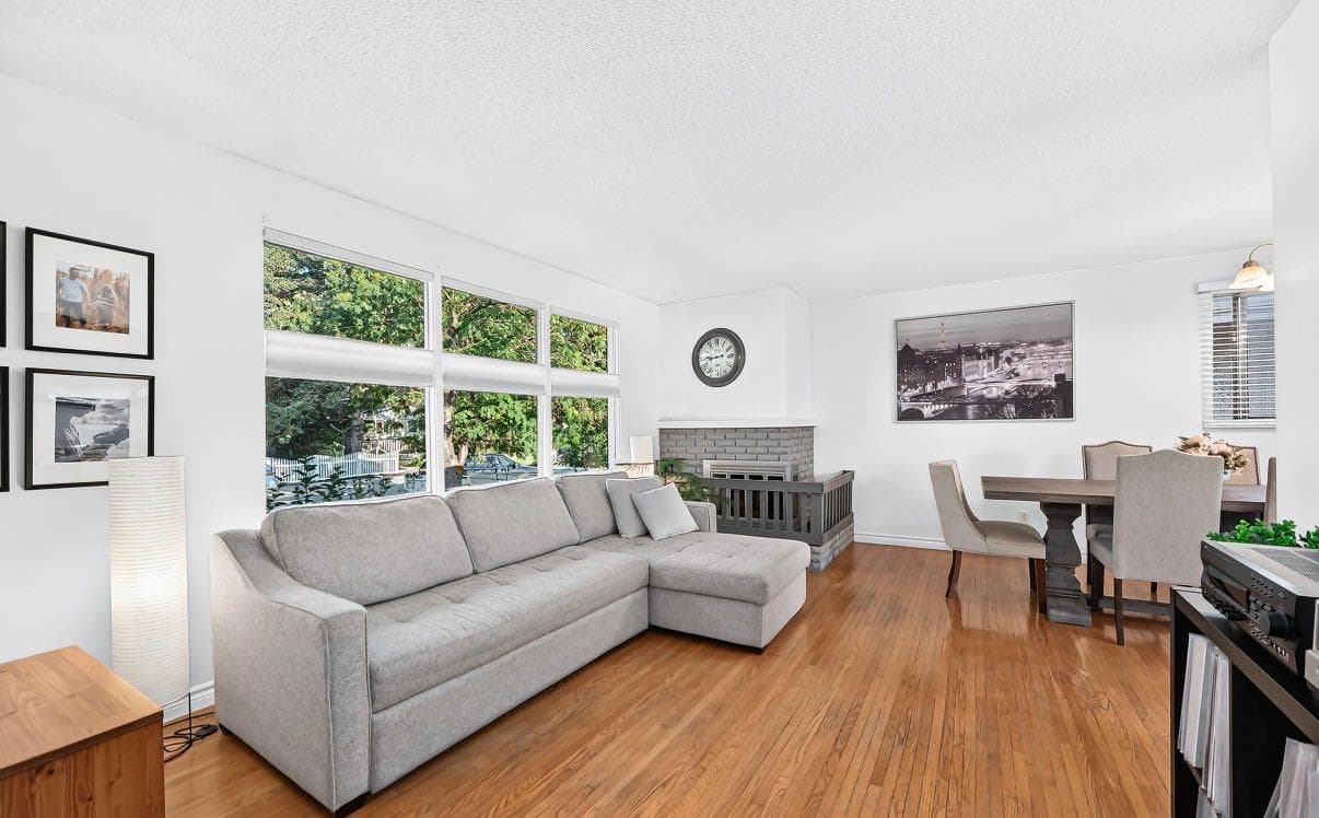 411 Woodland Crescent SE — photo 5
