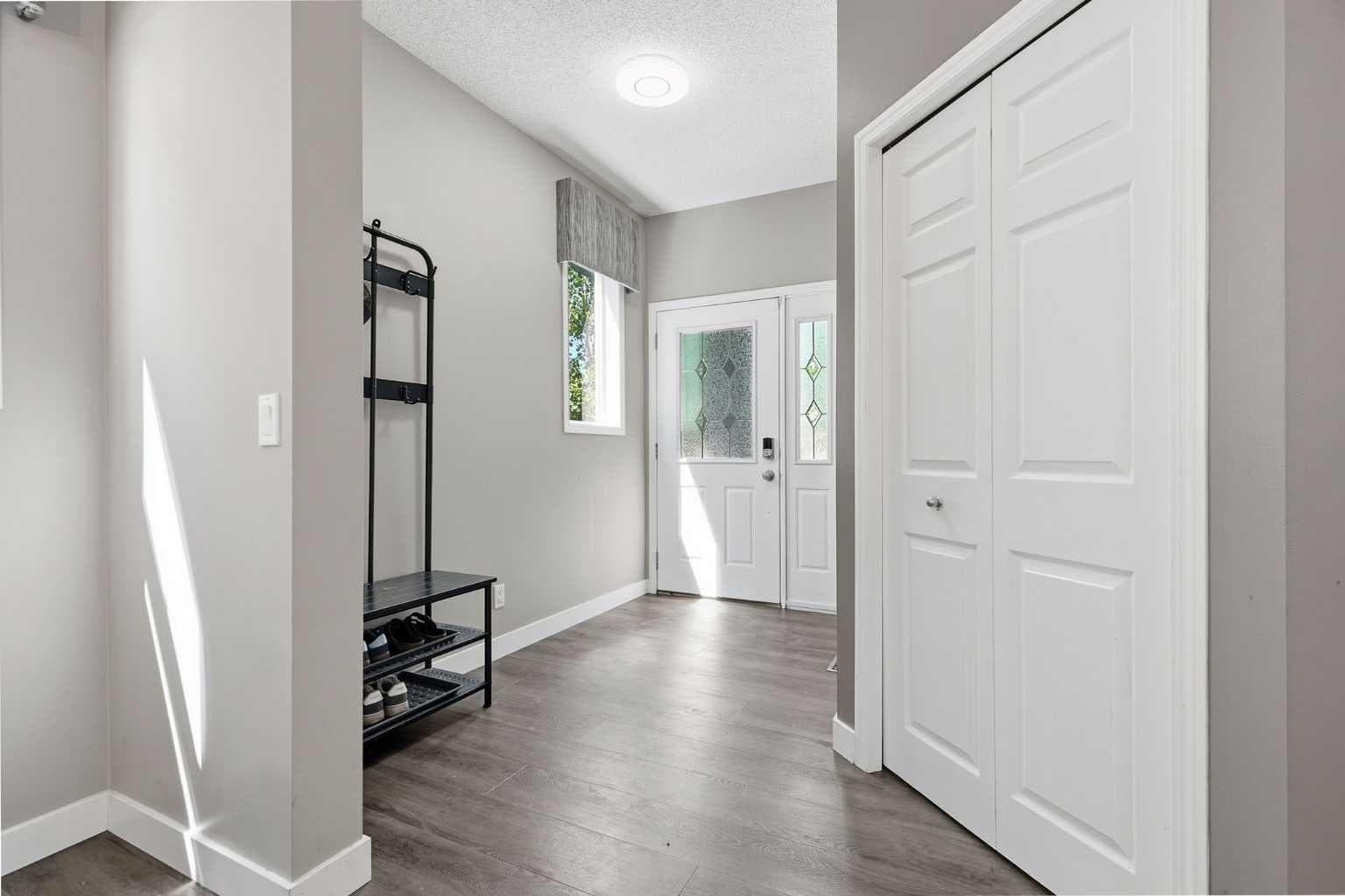 379 Cimarron Boulevard — photo 3