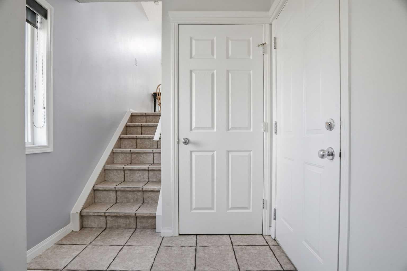 62 Country Hills Cove NW — photo 4