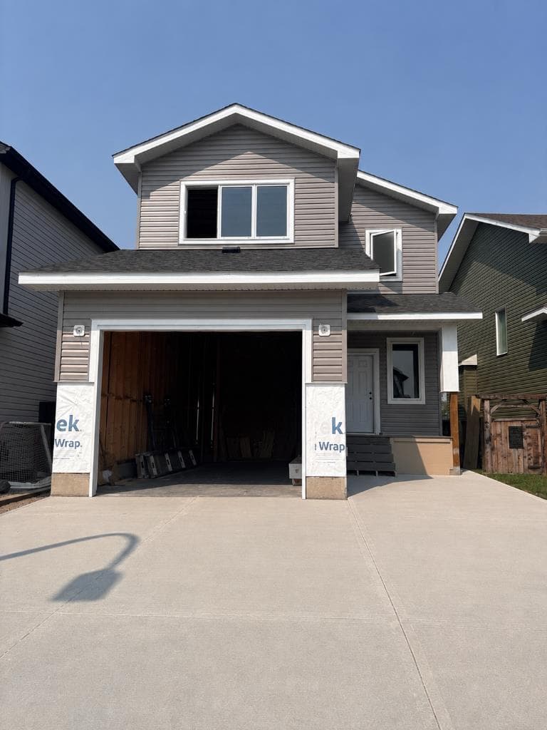 341 Westgate Crescent — photo 1